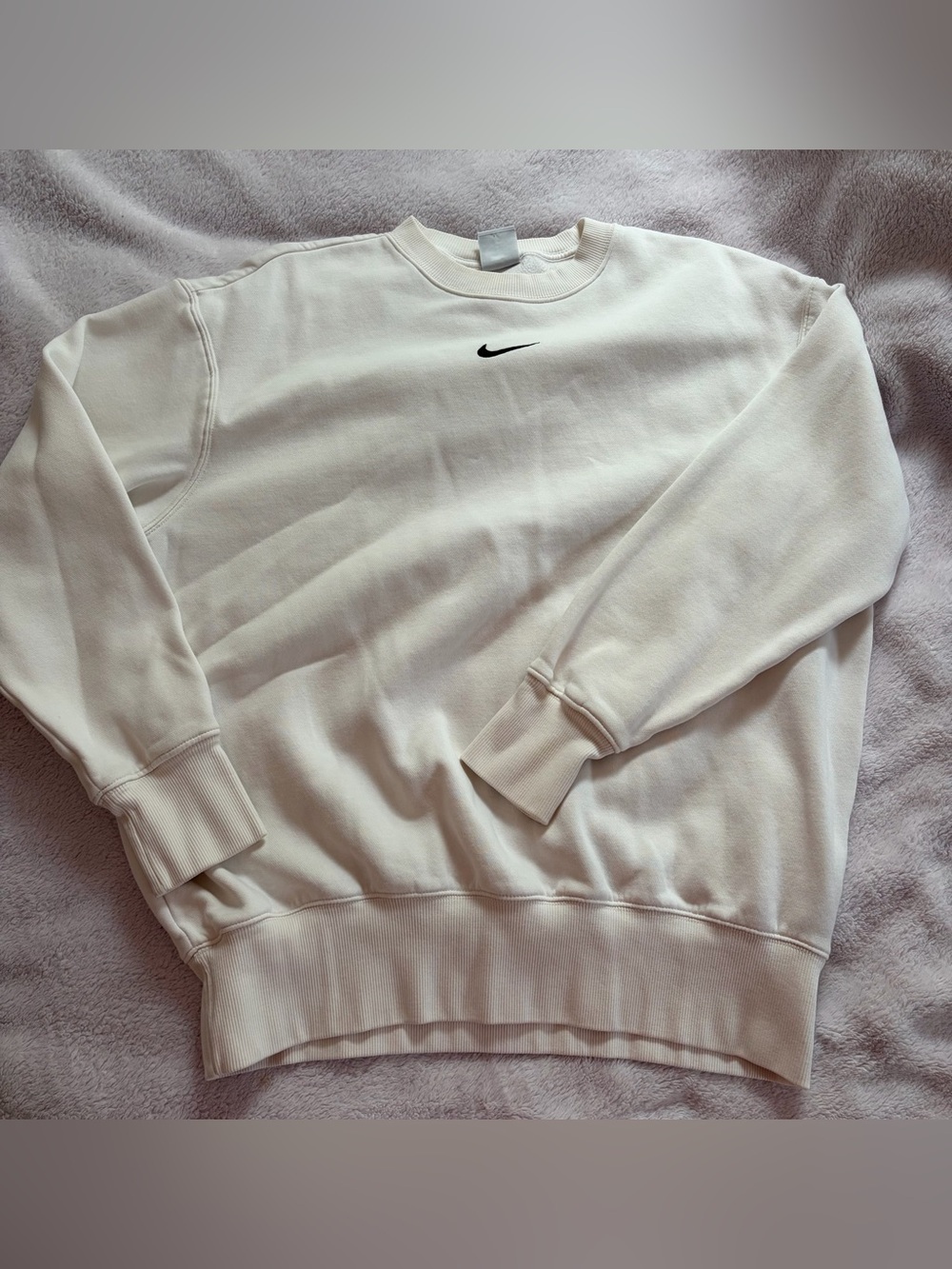 Nike Women’s White Crewneck Sweatshirt with Black Swoosh